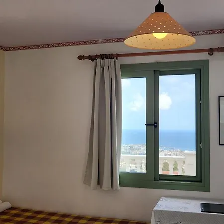 Vakantiehuis Junior For Up To 10 Vacationers Full View