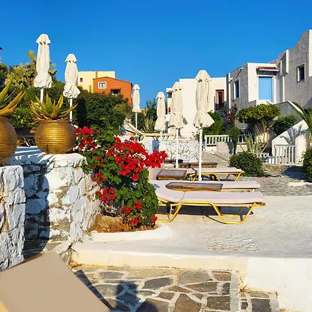 Junior For Up To 10 Vacationers Full View Vakantiehuis *