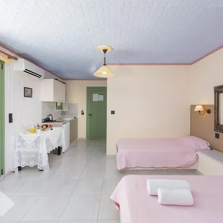 Junior For Up To 10 Vacationers Full View Chersonissos