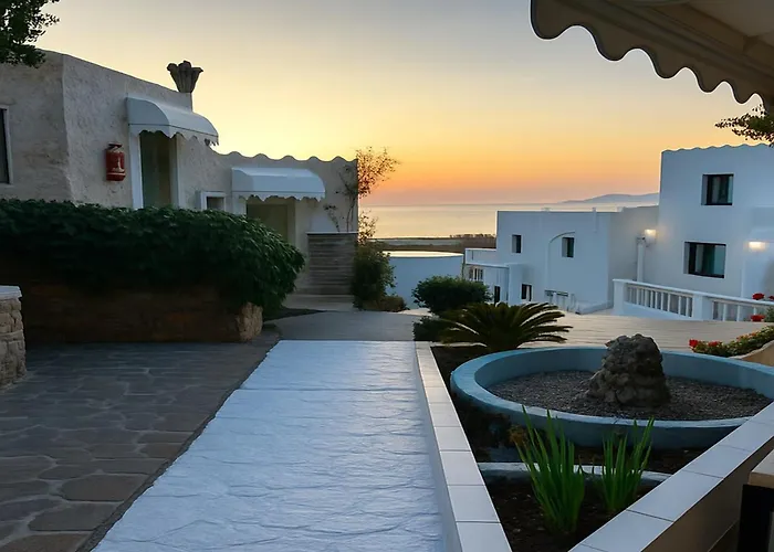 Junior For Up To 10 Vacationers Full View